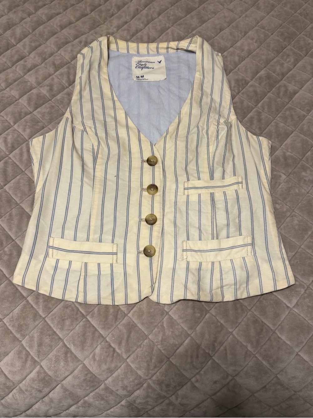 Women’s American eagle vest